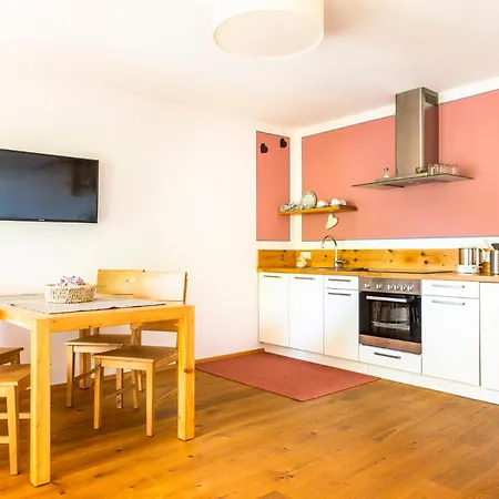 Apartment Seidenwebergut Anif Bei Salzburg *