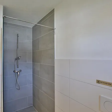 Seidenwebergut Anif Bei Salzburg Niederalm