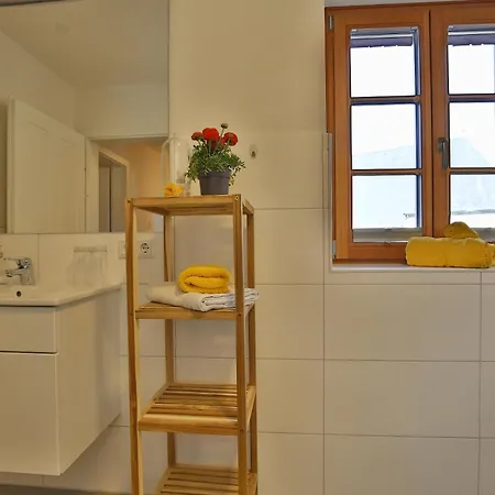 Seidenwebergut Anif Bei Salzburg Niederalm